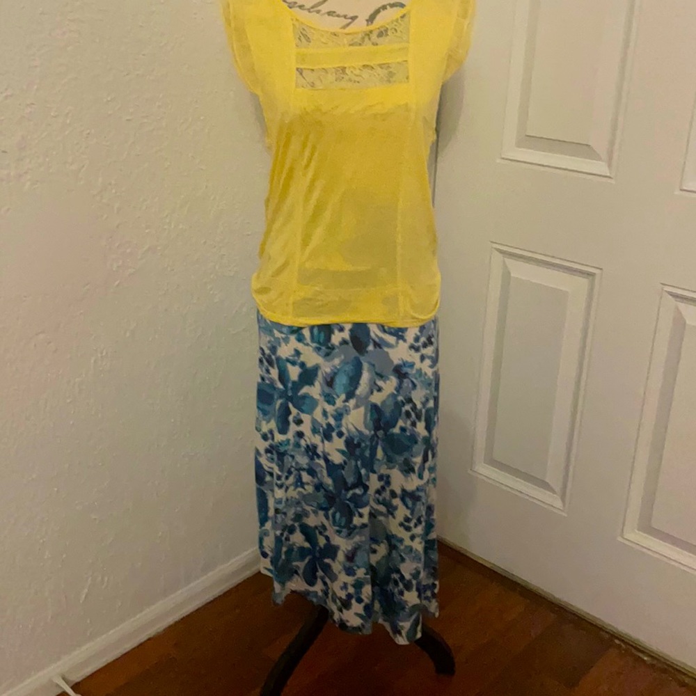 Gorgeous slang cut Patagonia skirt